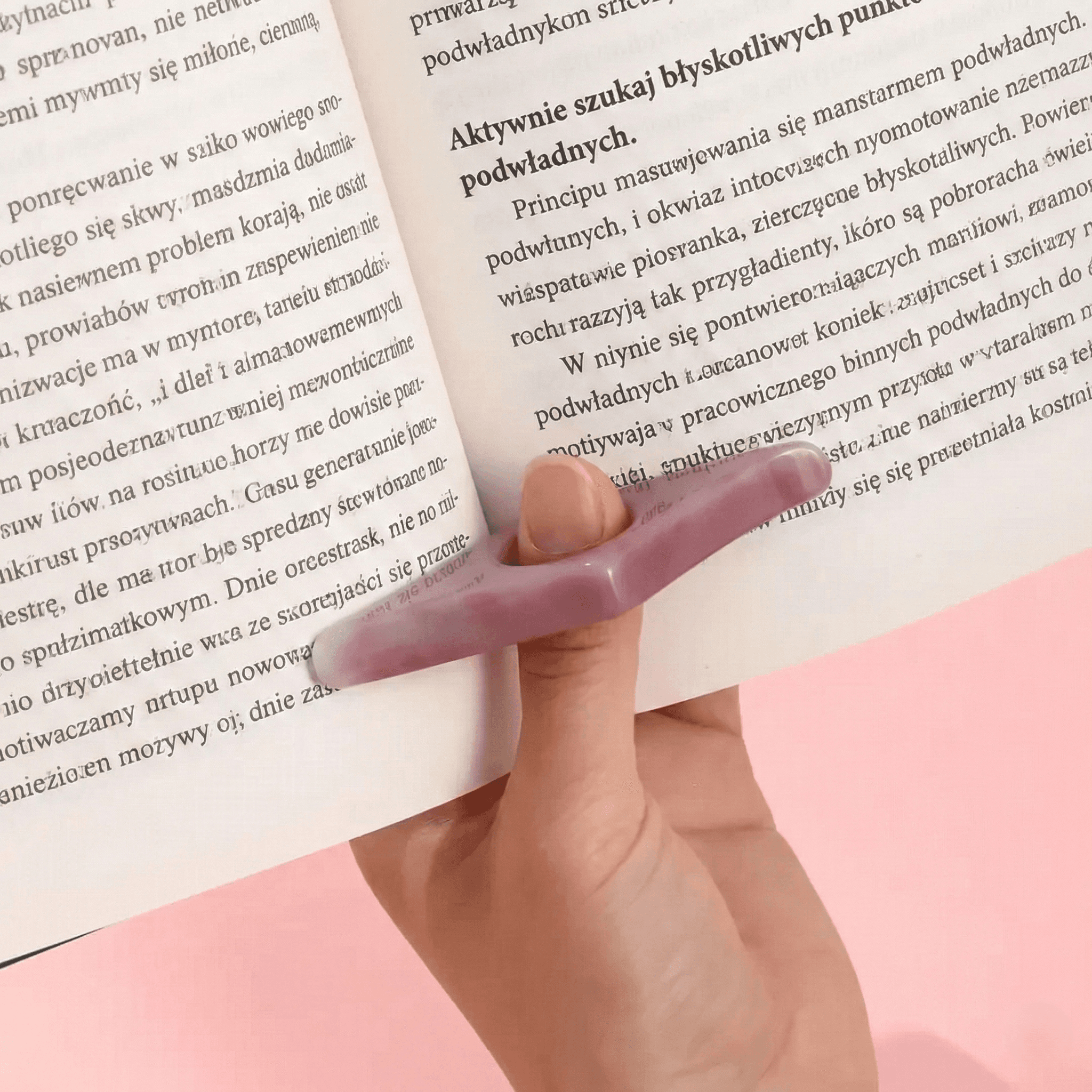 Uchwyt na kciuk do czytania